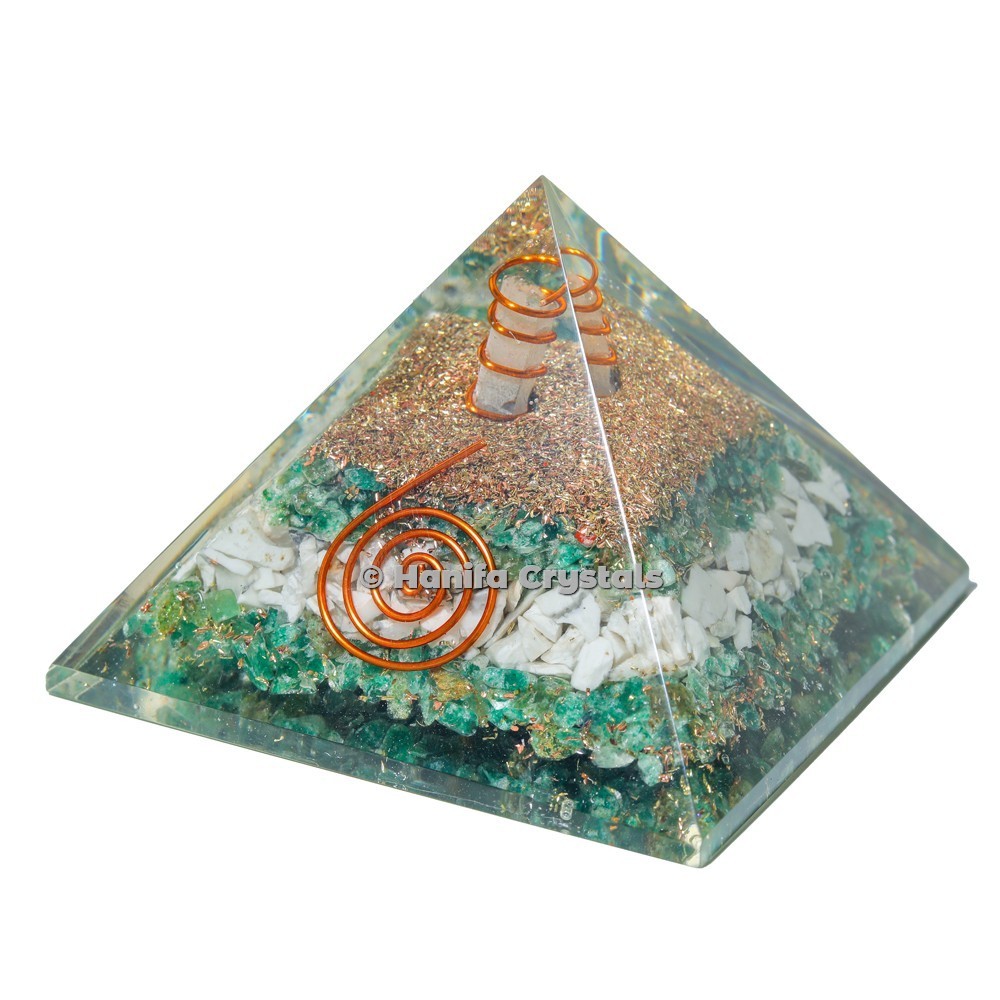 Green Aventurine Orgonite Pyramid With Howlite
