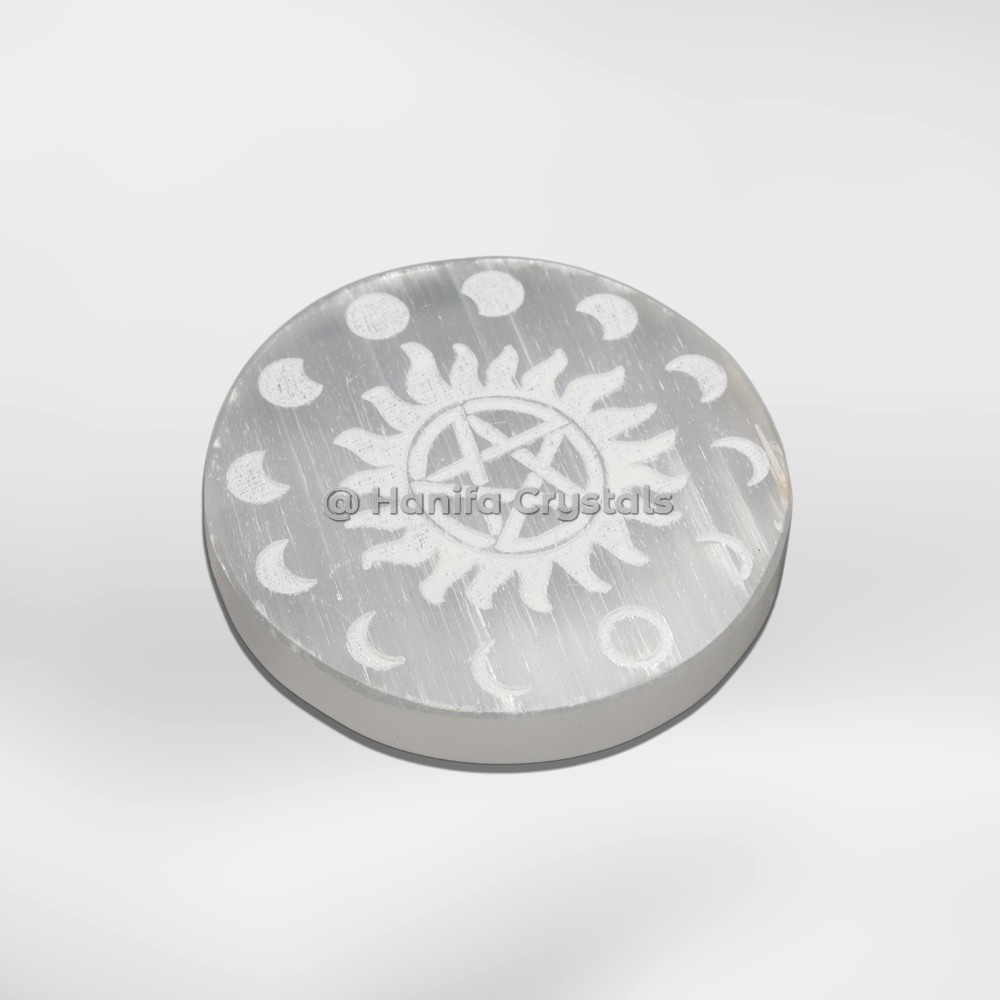Moon Phase Engraved Selenite Charging Cercle