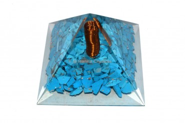 Turquoise With Crystal Points Orgonite Pyramid